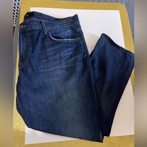 Joe’s Jeans “Rocker” fit Ankle Jeans RN 106214 , size 24US 40EU